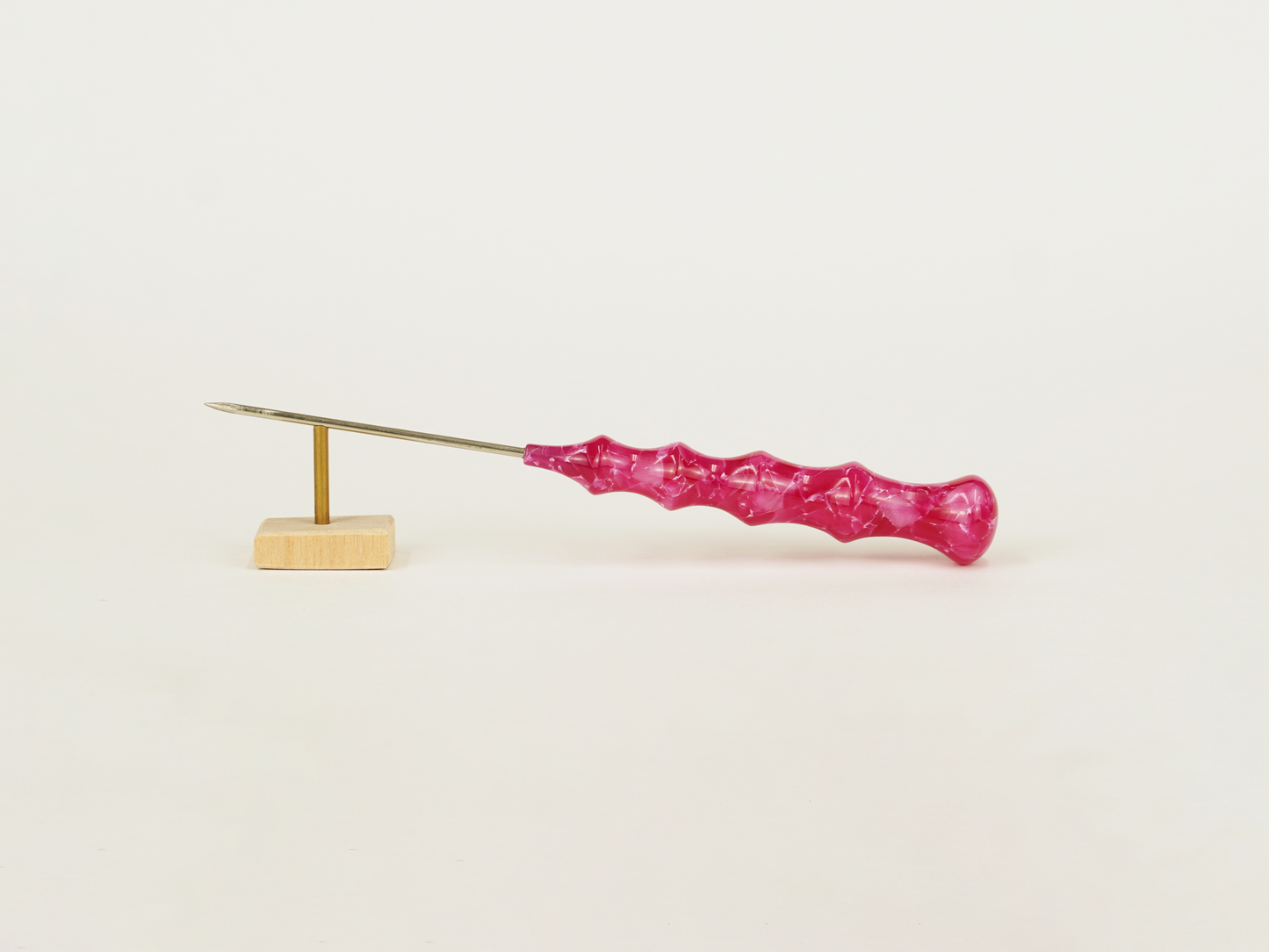Pottery Needle Tool - Pink Ridge - 180mm